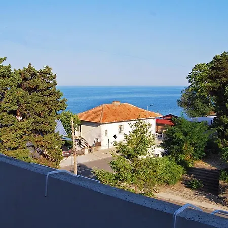 Hrisulina Guest house